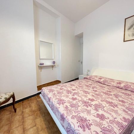 Casa Eleonora Apartment Леванто Екстериор снимка